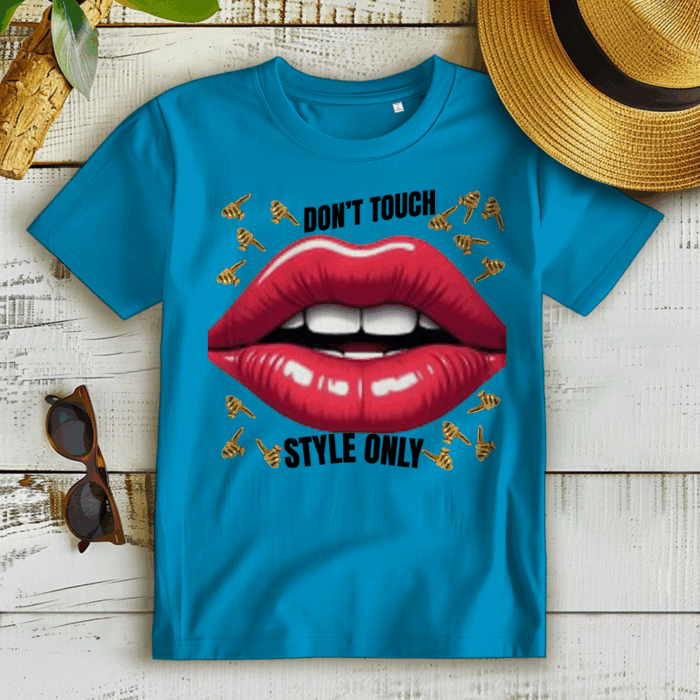 Don't Touch – Style Only | Statement shirt with lips & gold design – Bild 4