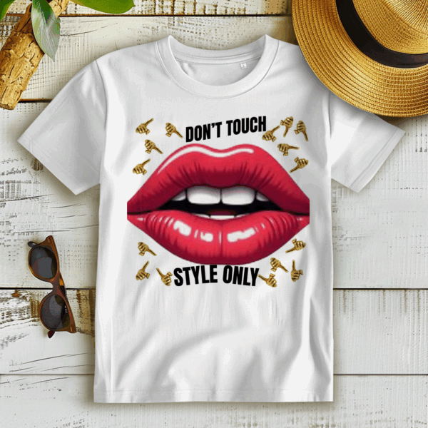 Don't Touch – Style Only | Statement shirt with lips & gold design